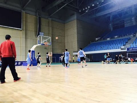 点击查看详细信息<br>标题：上和评估测绘背靠背与莱商银行、工商银行连续两场篮球友谊赛 阅读次数：4854