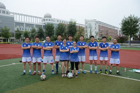 点击查看详细信息<br>标题：上和足球队火热开战 阅读次数：49926